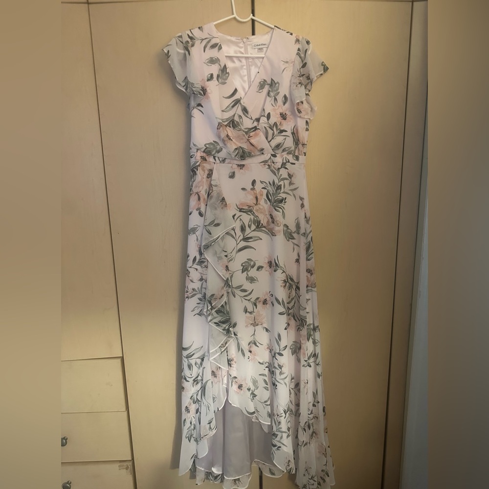 New newer used dresse